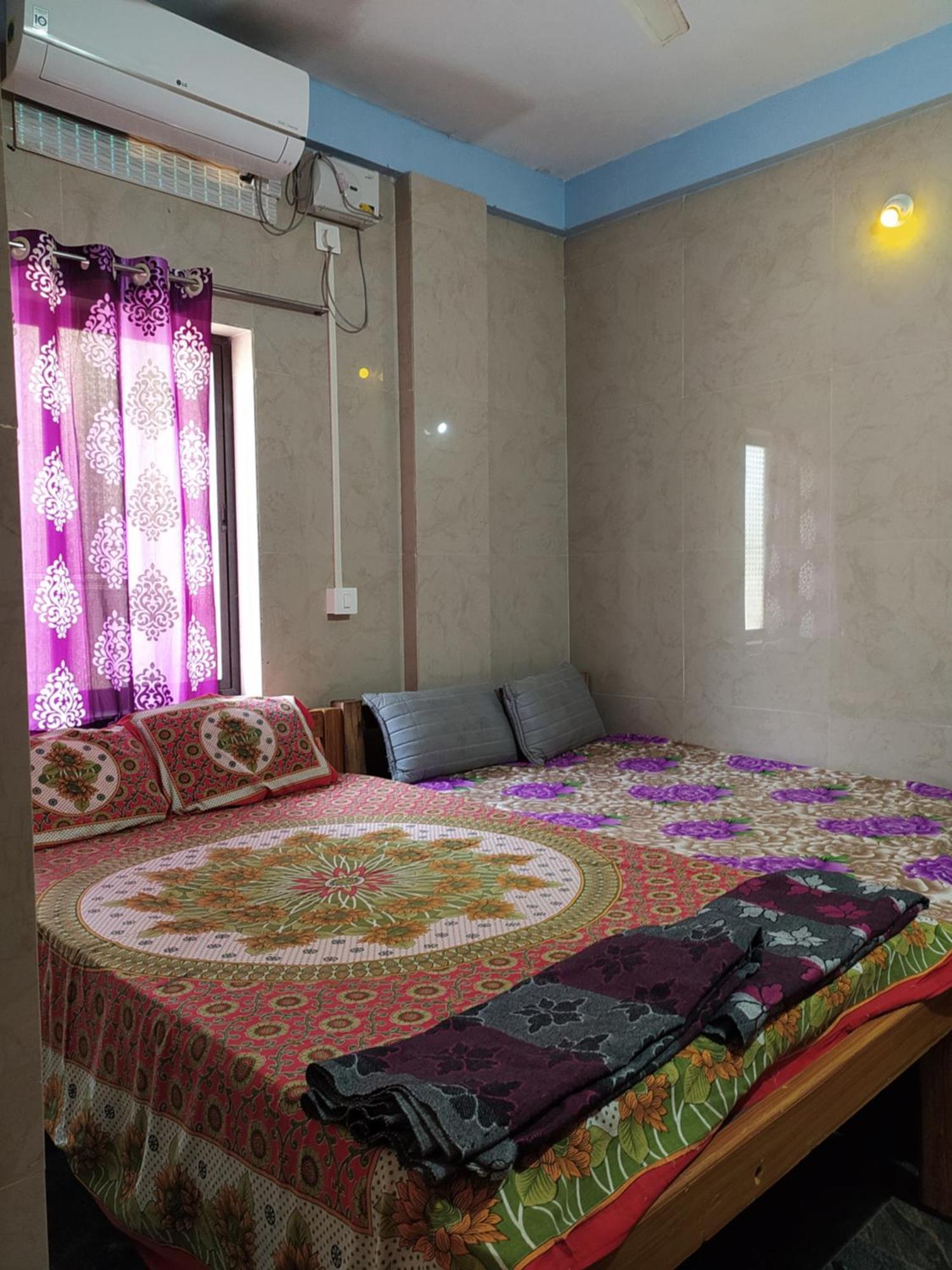 Sarvesh Arundekar Home Stay In Beach Side Ac Room Gokarna  Bagian luar foto